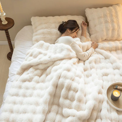 ☁️Wrap Yourself in Comfort | Luxury Double-Sided Soft Fluffy Blanket